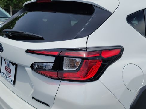 Certified 2026 Subaru Crosstrek 2.5i Premium AWD/4WD image 11