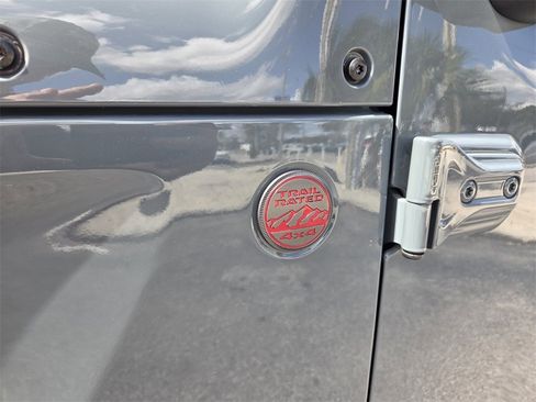 Used 2025 Jeep Wrangler Unlimited Rubicon w/ Safety Group image 5