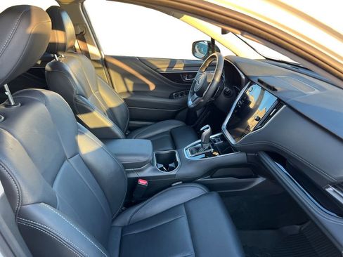Used 2023 Subaru Outback Limited image 15