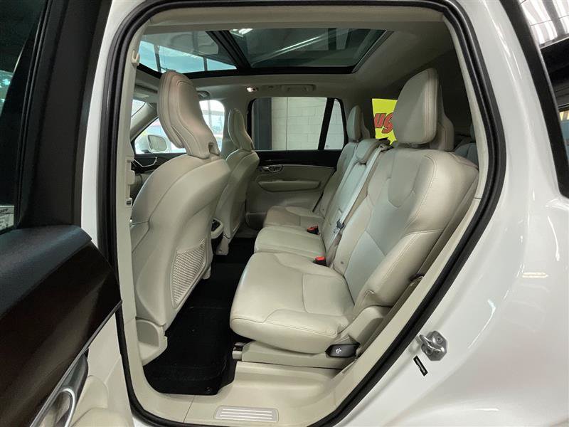 Used 2019 Volvo XC90 T5 Momentum w/ Protection Package Premier FWD image 23