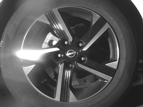 Used 2025 Nissan Sentra SV image 14