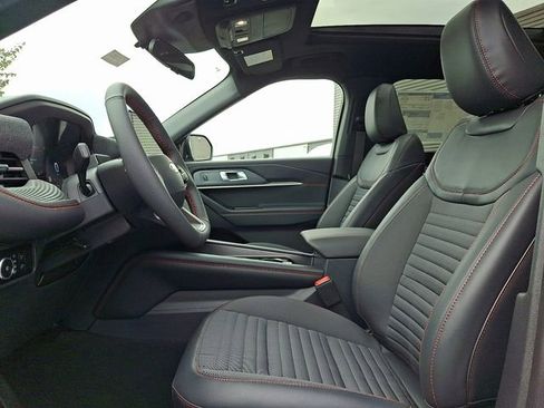 New 2026 Ford Explorer ST-Line image 6