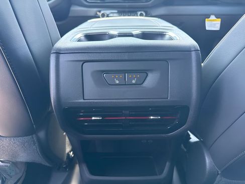 Used 2026 Chevrolet Silverado EV Trail Boss AWD/4WD image 14