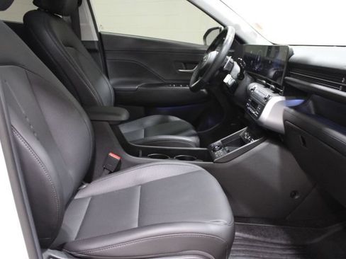 Used 2024 Hyundai Kona Limited FWD image 25