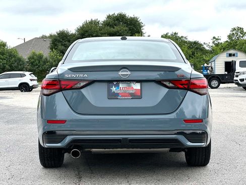 Used 2025 Nissan Sentra SR FWD image 14