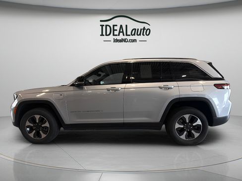 Used 2024 Jeep Grand Cherokee Limited 4xe AWD/4WD image 12