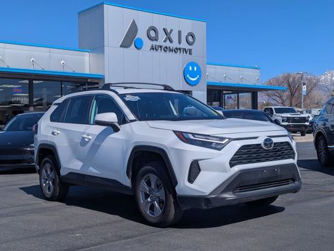 Used 2023 Toyota RAV4 XLE AWD/4WD image 1