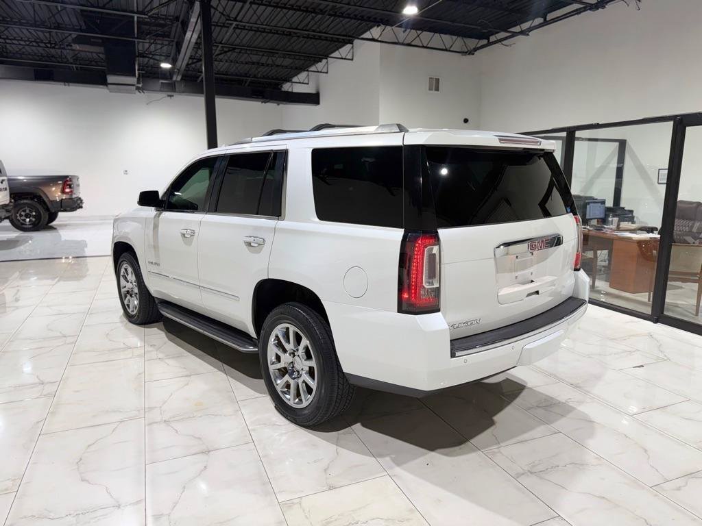 Used 2016 GMC Yukon Denali RWD image 10