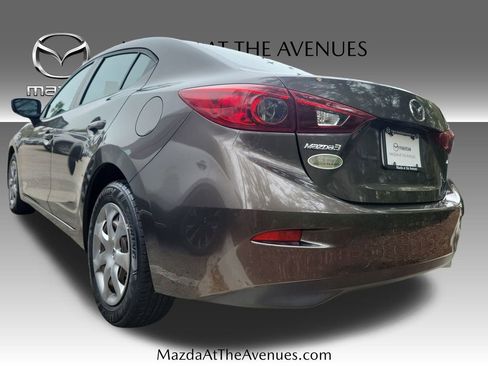 Used 2015 MAZDA MAZDA3 i SV image 19