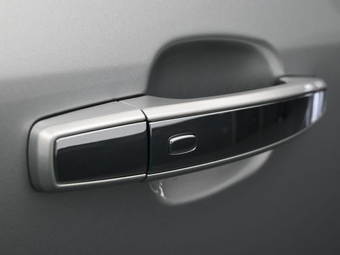 Used 2020 Buick Encore Preferred image 38