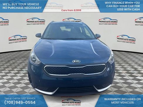 Used 2018 Kia Niro LX FWD image 2