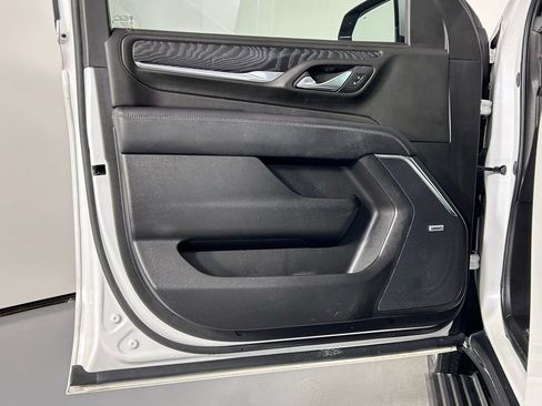 Used 2024 GMC Yukon Denali w/ Denali Reserve Package image 35