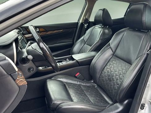 Used 2017 Nissan Maxima Platinum image 31