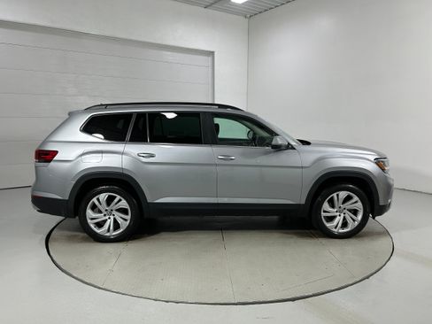 Used 2023 Volkswagen Atlas SE AWD/4WD image 38