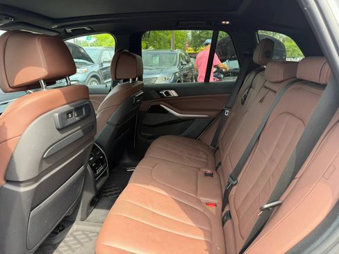 Used 2020 BMW X5 xDrive40i w/ M Sport Package AWD/4WD image 28