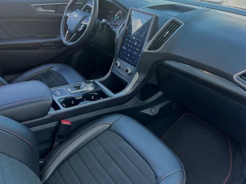 Used 2023 Ford Edge ST-Line w/ Class II Trailer Tow Package image 19