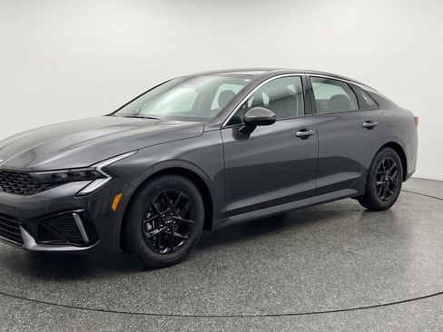 Used 2025 Kia K5 LXS image 3