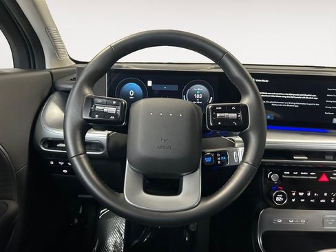 Certified 2026 Hyundai Ioniq 9 SEL AWD/4WD image 14