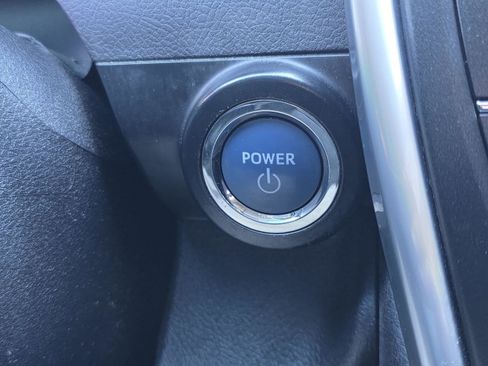 Used 2015 Toyota Camry XLE image 15