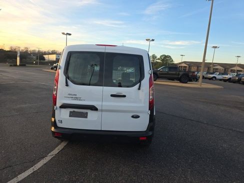 Used 2022 Ford Transit Connect XL image 4