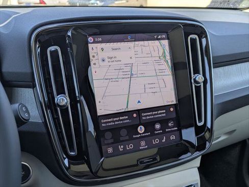 New 2026 Volvo XC40 B5 Plus w/ Protection Package Premier image 9