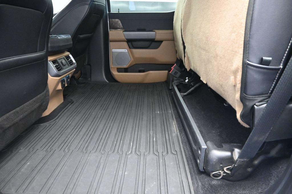 Used 2023 Ford F150 Lariat AWD/4WD image 16
