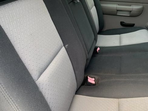 Used 2007 Chevrolet Silverado 1500 W/T RWD image 17