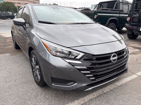 New 2025 Nissan Versa SV image 2