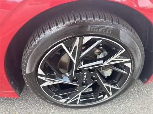 Certified 2025 Kia K5 GT-Line image 31