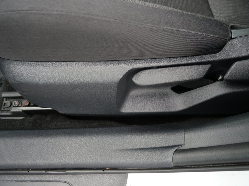 Certified 2025 Toyota Camry LE FWD image 15