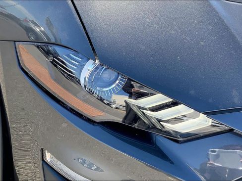 Used 2019 Ford Mustang GT Premium w/ Ford Safe & Smart Package image 27