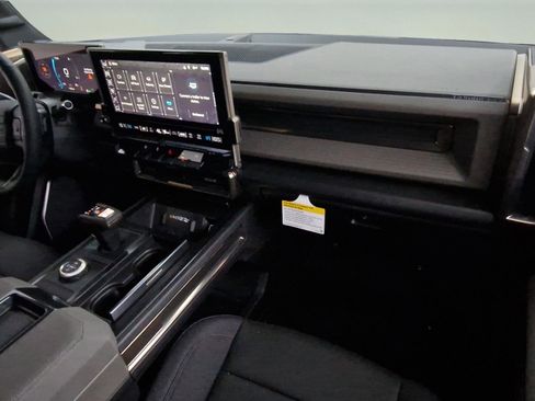 New 2025 GMC Hummer EV 3X w/ LPO, Dark Essentials Package image 10