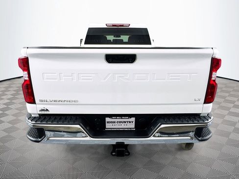 Used 2024 Chevrolet Silverado 3500 LT w/ Safety Package AWD/4WD image 6