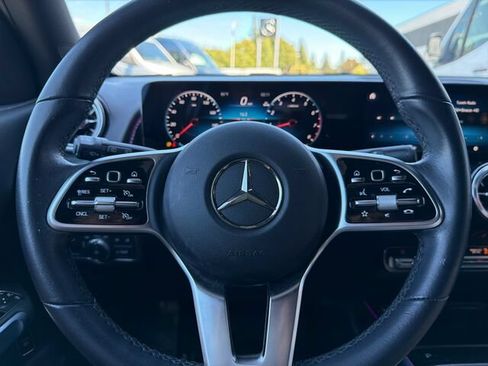 Certified 2023 Mercedes-Benz GLB 250 w/ Premium Package image 27