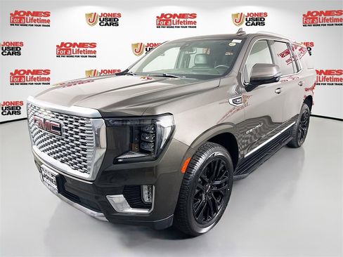 Used 2021 GMC Yukon Denali image 15