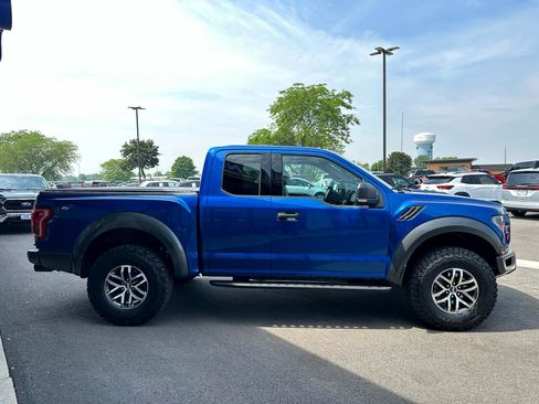 Used 2018 Ford F150 Raptor w/ Equipment Group 801A Mid image 8