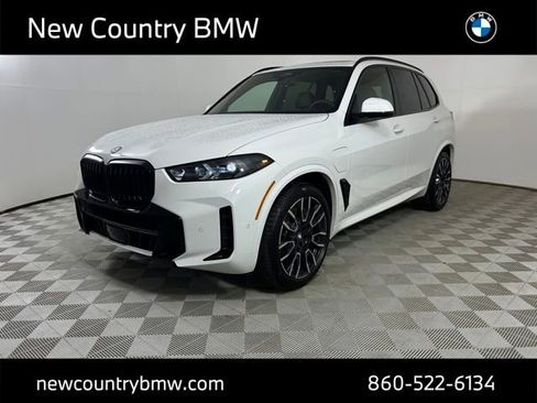 Used 2026 BMW X5 xDrive50e AWD/4WD image 3