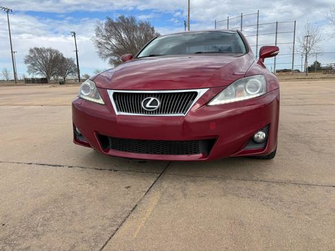 Used 2012 Lexus IS 250 w/ Premium Pkg Value Edition image 4