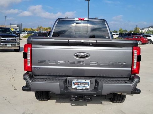 New 2026 Ford F250 XLT w/ XLT Premium Package image 10