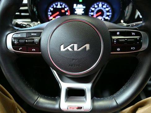 Used 2022 Kia K5 GT-Line image 39