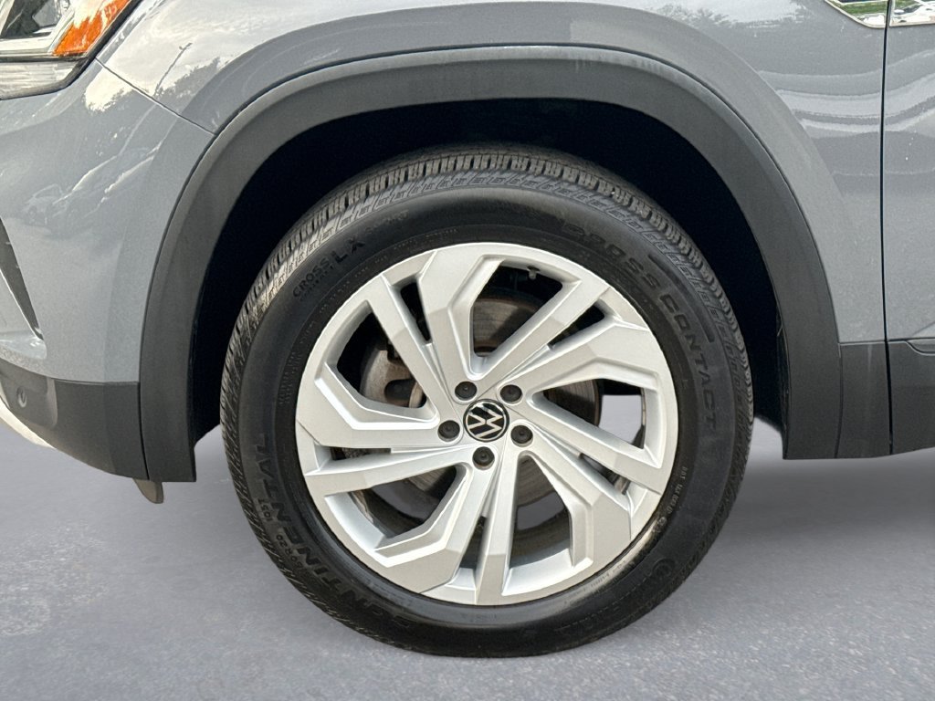 Used 2020 Volkswagen Atlas Cross Sport SEL FWD image 19