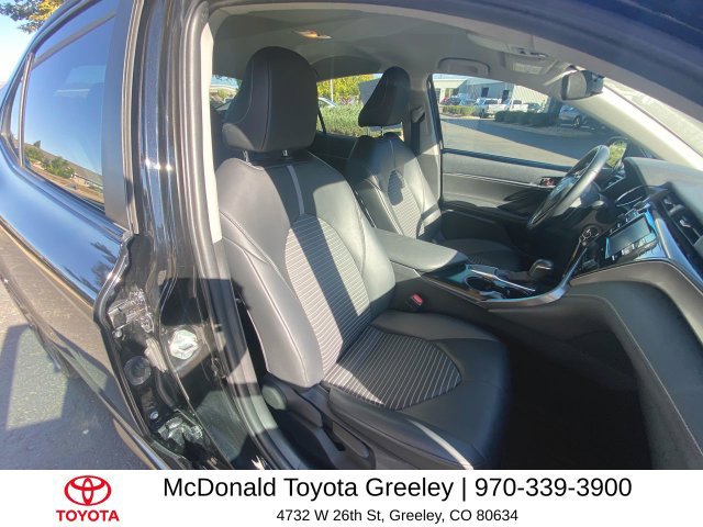 Used 2020 Toyota Camry SE FWD image 24