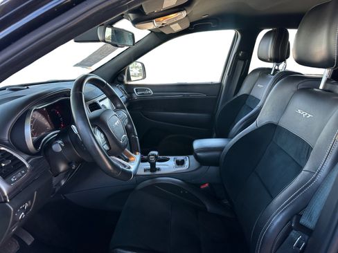Used 2015 Jeep Grand Cherokee SRT AWD/4WD image 9