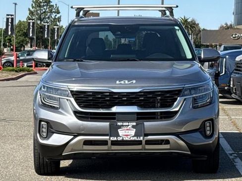 Certified 2023 Kia Seltos SX w/ SX Sunroof Package AWD/4WD image 11