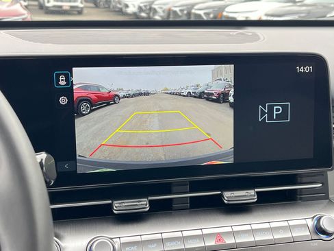 Used 2025 Hyundai Kona SEL image 17