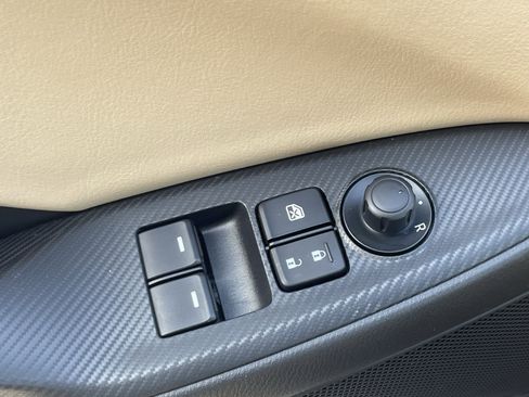 Used 2025 MAZDA MX-5 Miata RF Grand Touring w/ Weather Package image 15