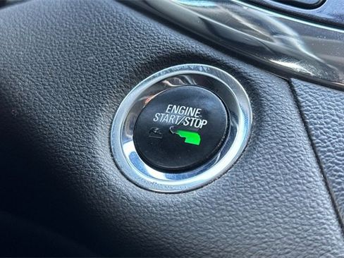 Used 2017 Chevrolet Impala Premier image 21