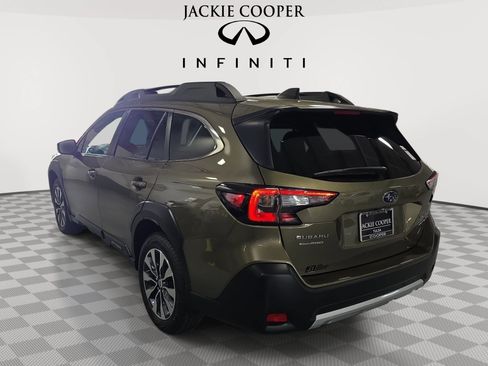 Used 2025 Subaru Outback Limited XT AWD/4WD image 7