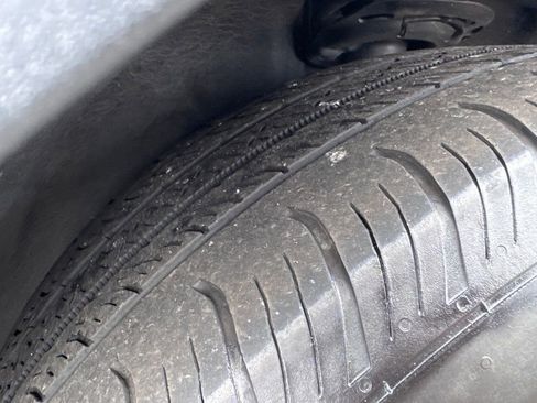 Used 2023 Ford Escape Active image 32