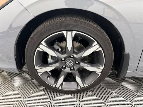 Used 2025 Honda Civic Sport Touring image 12